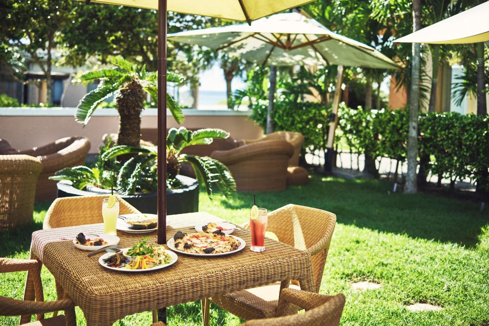 אונה Ana Intercontinental Manza Beach Resort By Ihg מראה חיצוני תמונה