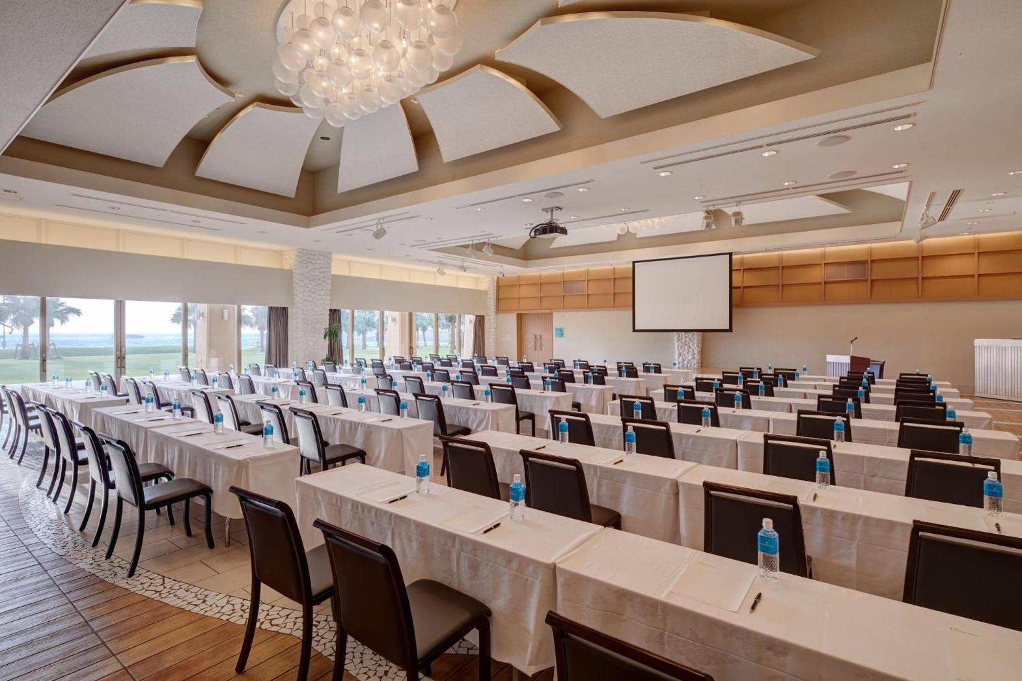 אונה Ana Intercontinental Manza Beach Resort By Ihg מראה חיצוני תמונה