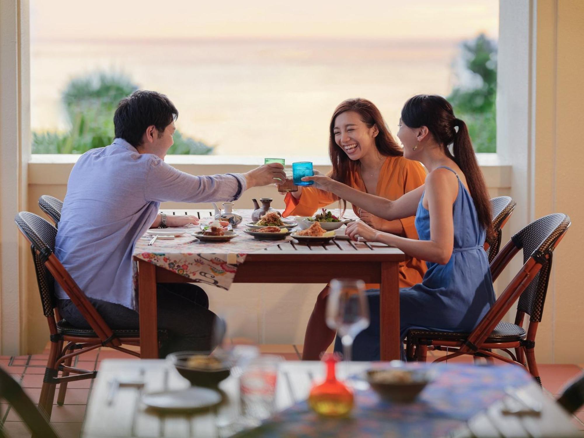 אונה Ana Intercontinental Manza Beach Resort By Ihg מראה חיצוני תמונה